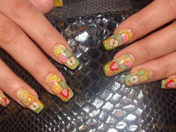 цветы на ногтях